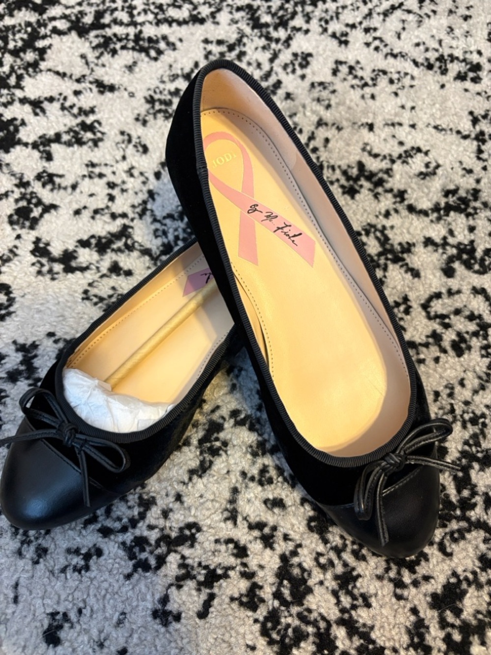 Women’s Black Ballet Flats with Bow